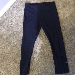 Lululemon Navy crop